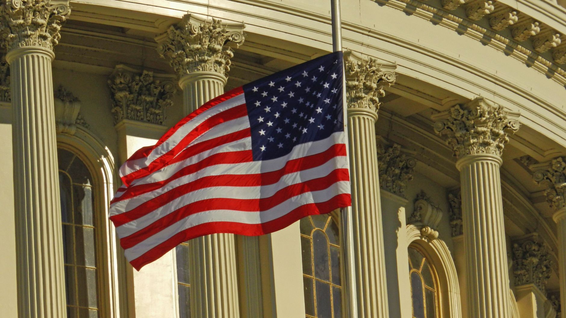 America’s Midterm Reckoning: Trump’s Politics of Delay, Deficit and Distraction